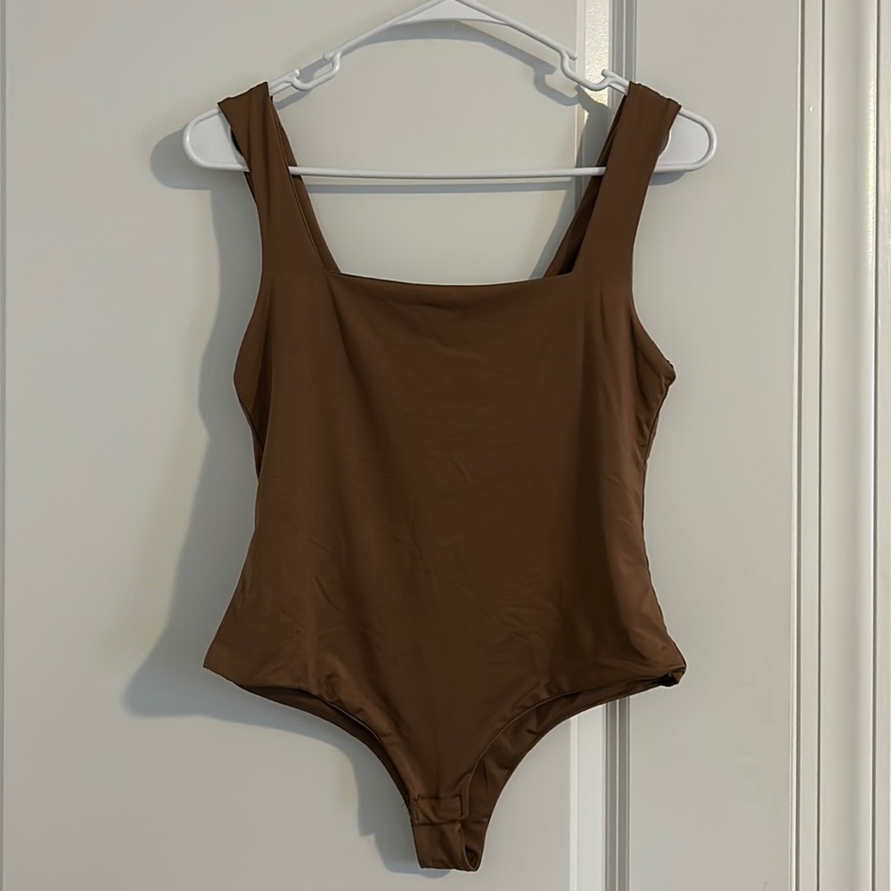 Square neck bodysuit